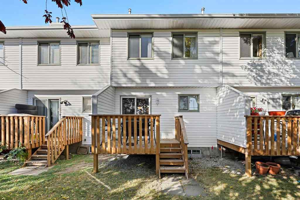 MLS® A2263228 - 64 Abbeydale Villas NE in Abbeydale Calgary, Residential