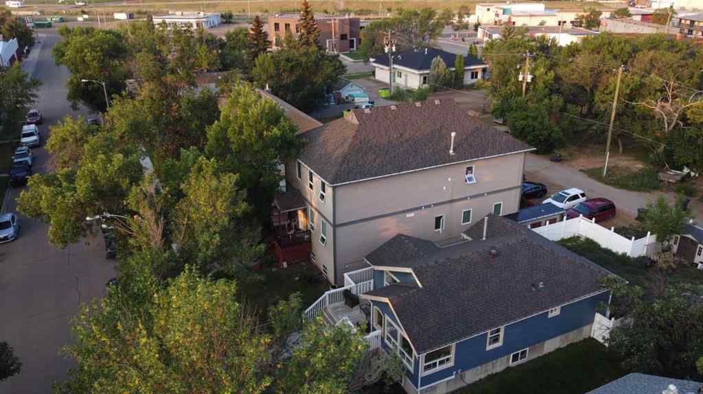 MLS® A2263230 - 333 2 Street E in Downtown Drumheller Drumheller, Commercial