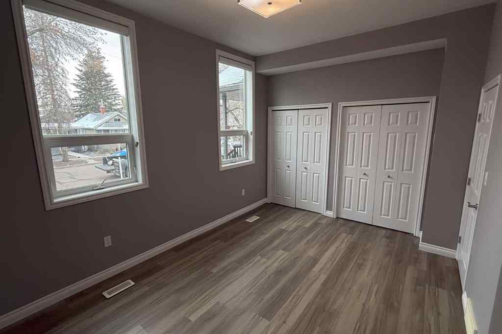 MLS® A2263230 - 333 2 Street E in Downtown Drumheller Drumheller, Commercial