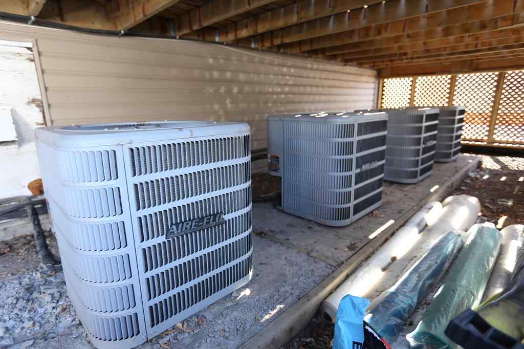 MLS® A2263230 - 333 2 Street E in Downtown Drumheller Drumheller, Commercial