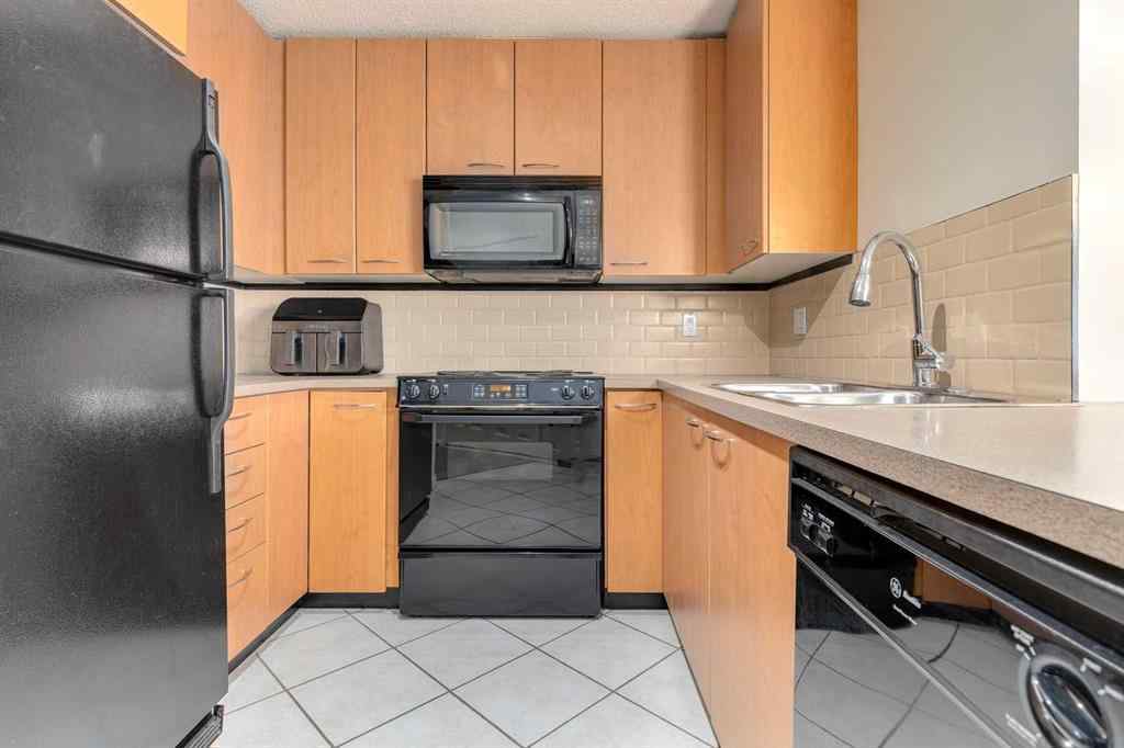 MLS® A2263235 - Unit #433 22 Richard Place SW in Lincoln Park Calgary, Residential