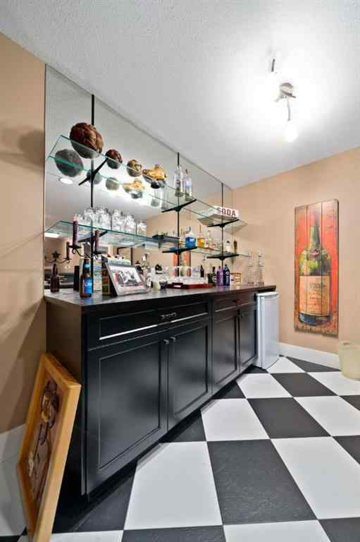 MLS® A2263240 - 210 6 Avenue  in Elkwater Rural Cypress County, Residential