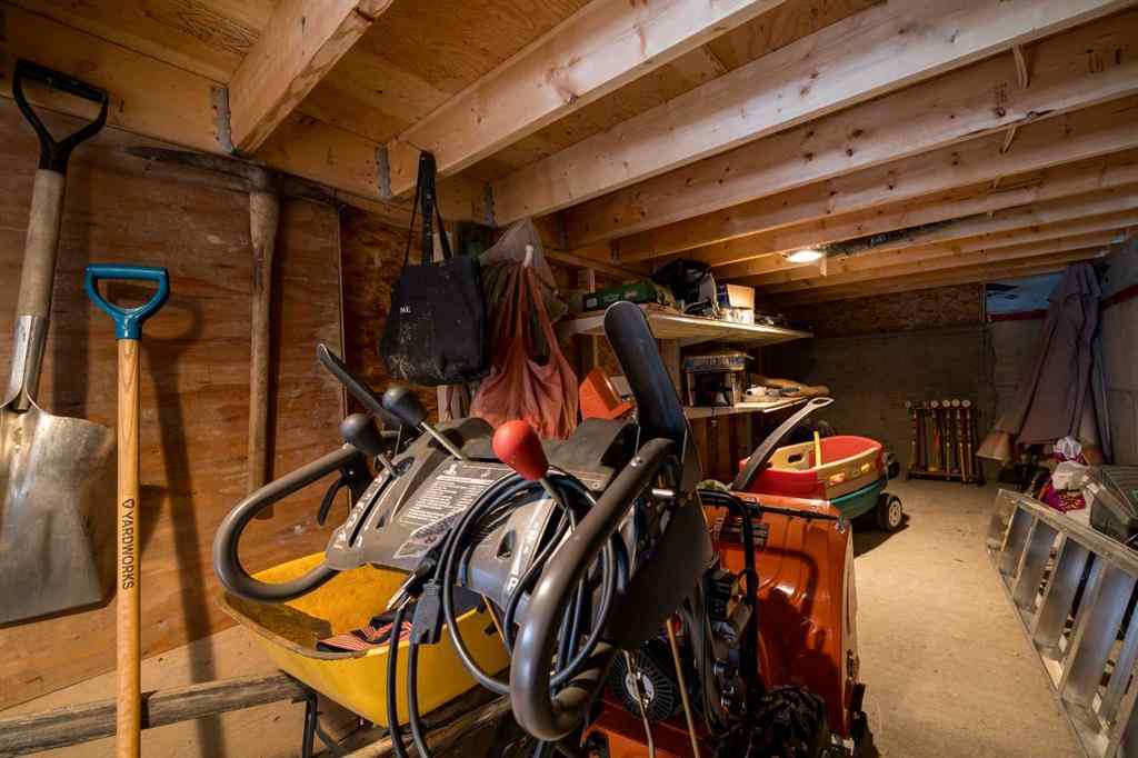 MLS® A2263240 - 210 6 Avenue  in Elkwater Rural Cypress County, Residential