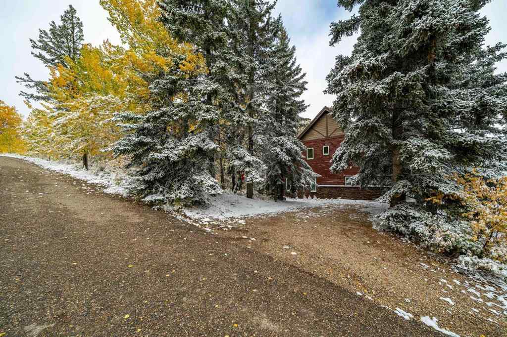MLS® A2263240 - 210 6 Avenue  in Elkwater Rural Cypress County, Residential