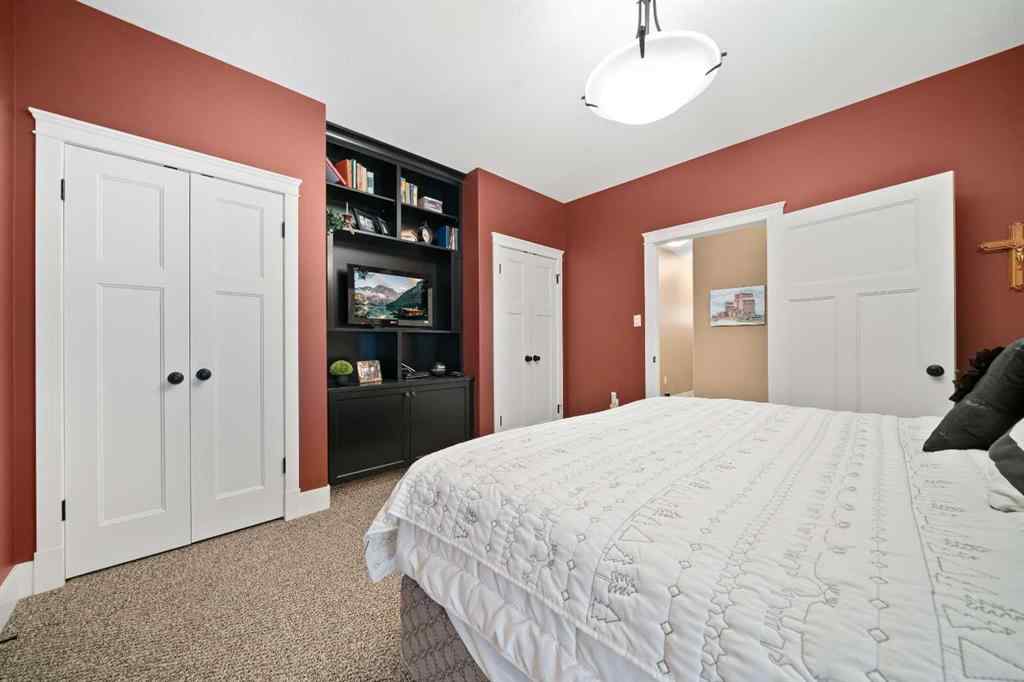 MLS® A2263240 - 210 6 Avenue  in Elkwater Rural Cypress County, Residential