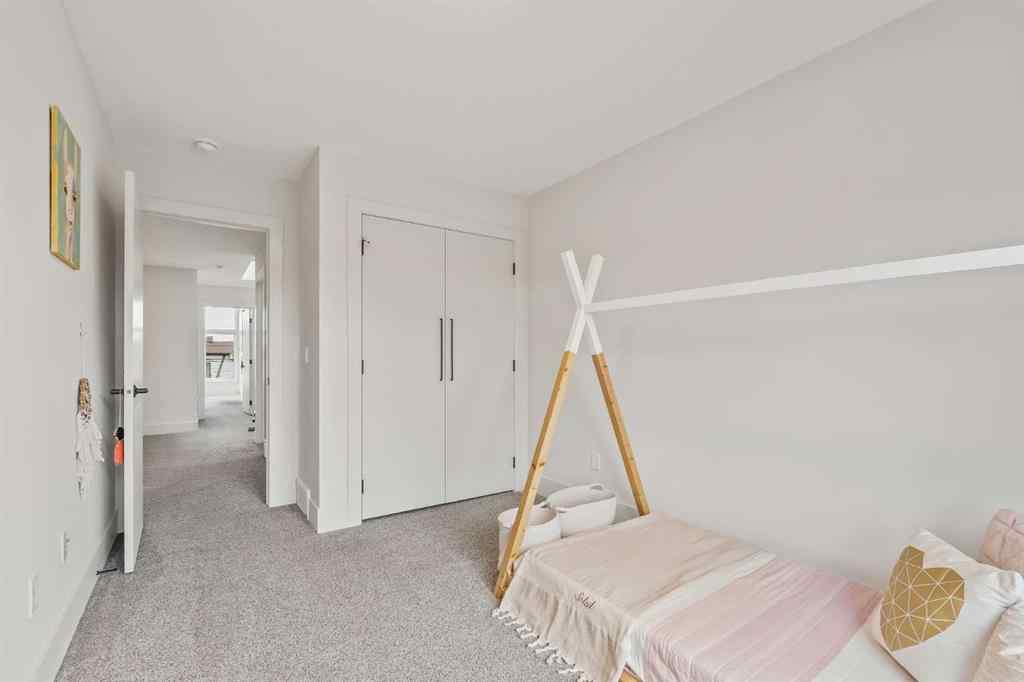 MLS® A2263241 - 514 19 Street NW in West Hillhurst Calgary, Residential