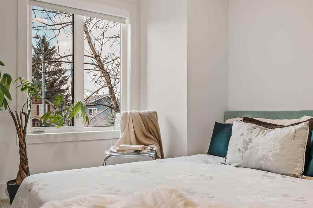 MLS® A2263241 - 514 19 Street NW in West Hillhurst Calgary, Residential