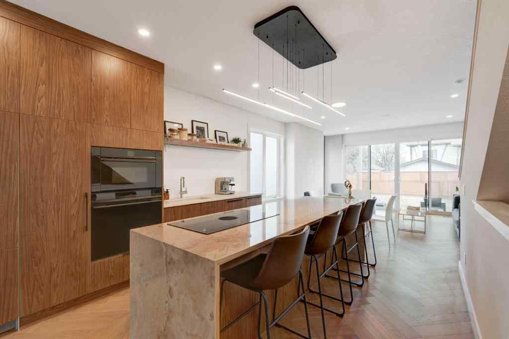 MLS® A2263241 - 514 19 Street NW in West Hillhurst Calgary, Residential