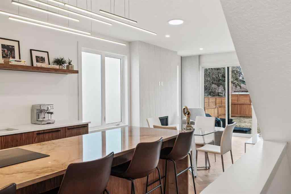 MLS® A2263241 - 514 19 Street NW in West Hillhurst Calgary, Residential