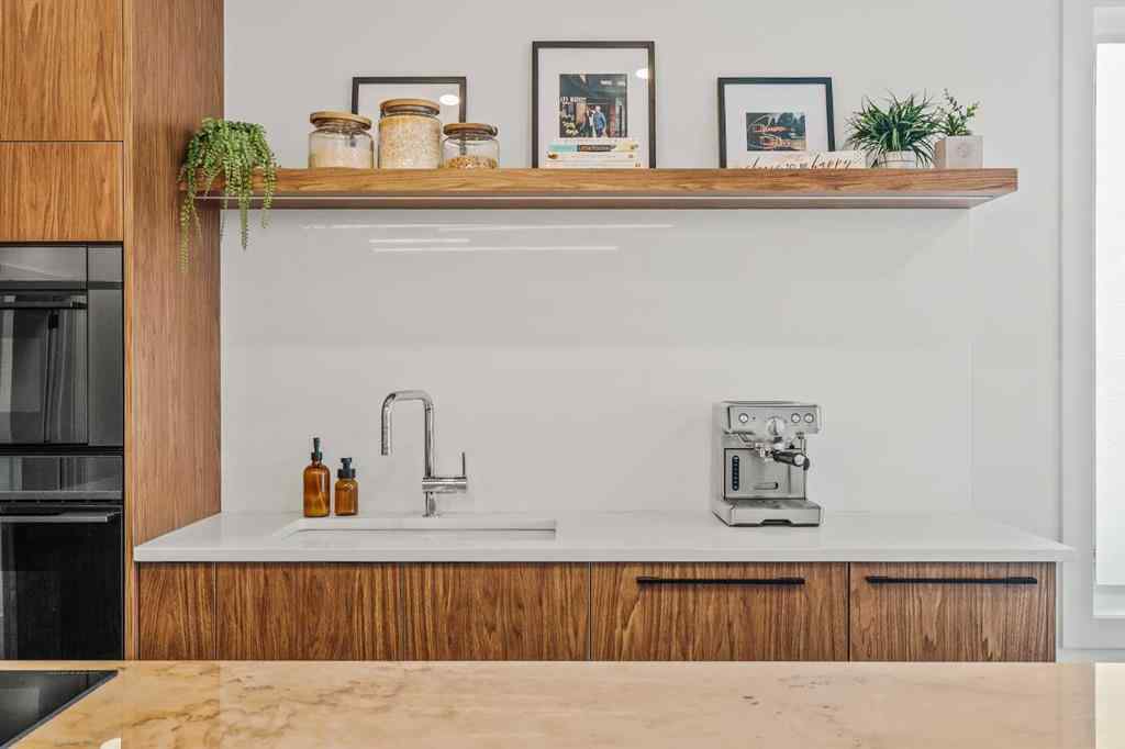 MLS® A2263241 - 514 19 Street NW in West Hillhurst Calgary, Residential