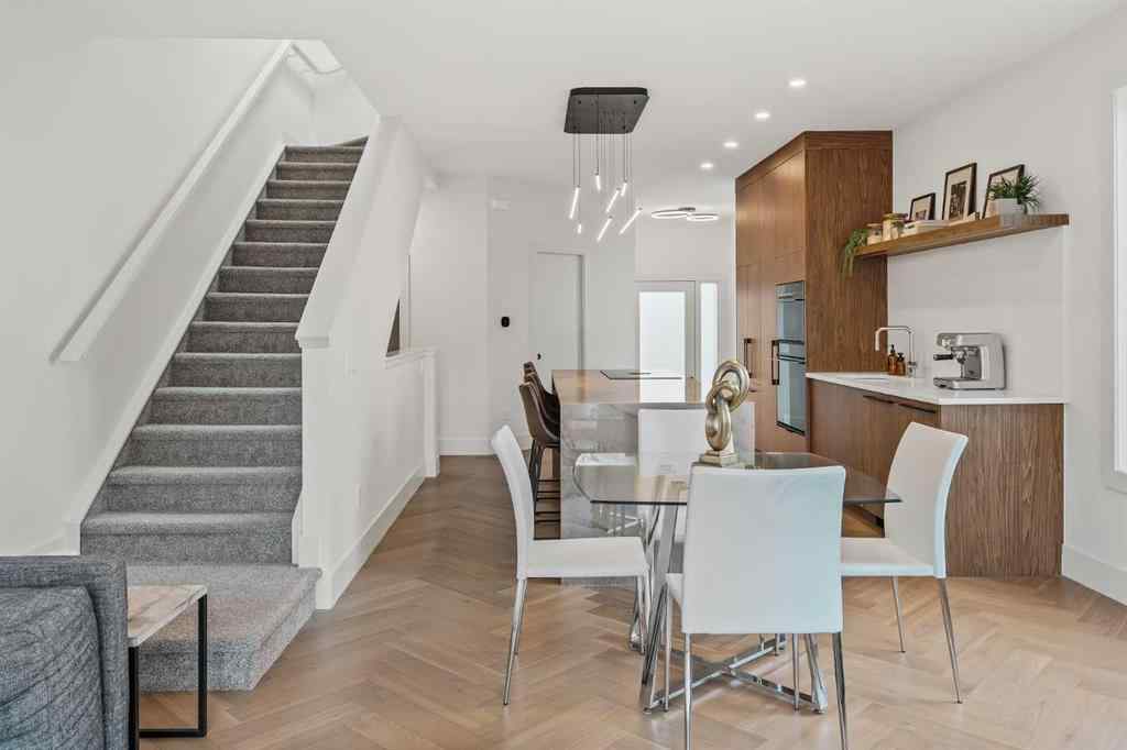 MLS® A2263241 - 514 19 Street NW in West Hillhurst Calgary, Residential