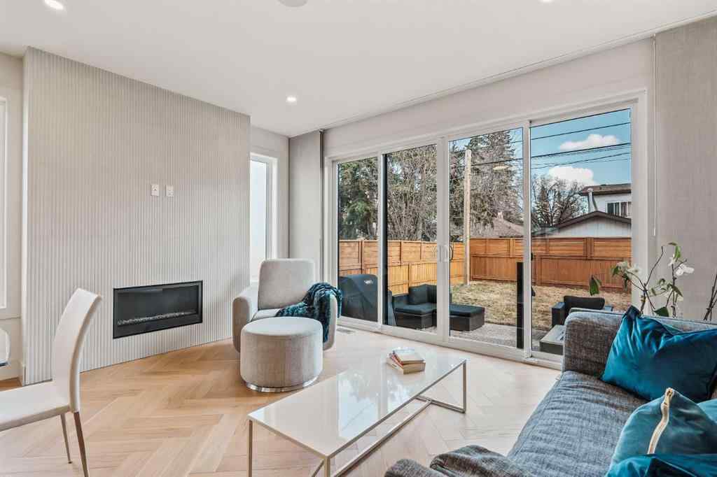 MLS® A2263241 - 514 19 Street NW in West Hillhurst Calgary, Residential