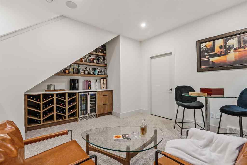 MLS® A2263241 - 514 19 Street NW in West Hillhurst Calgary, Residential