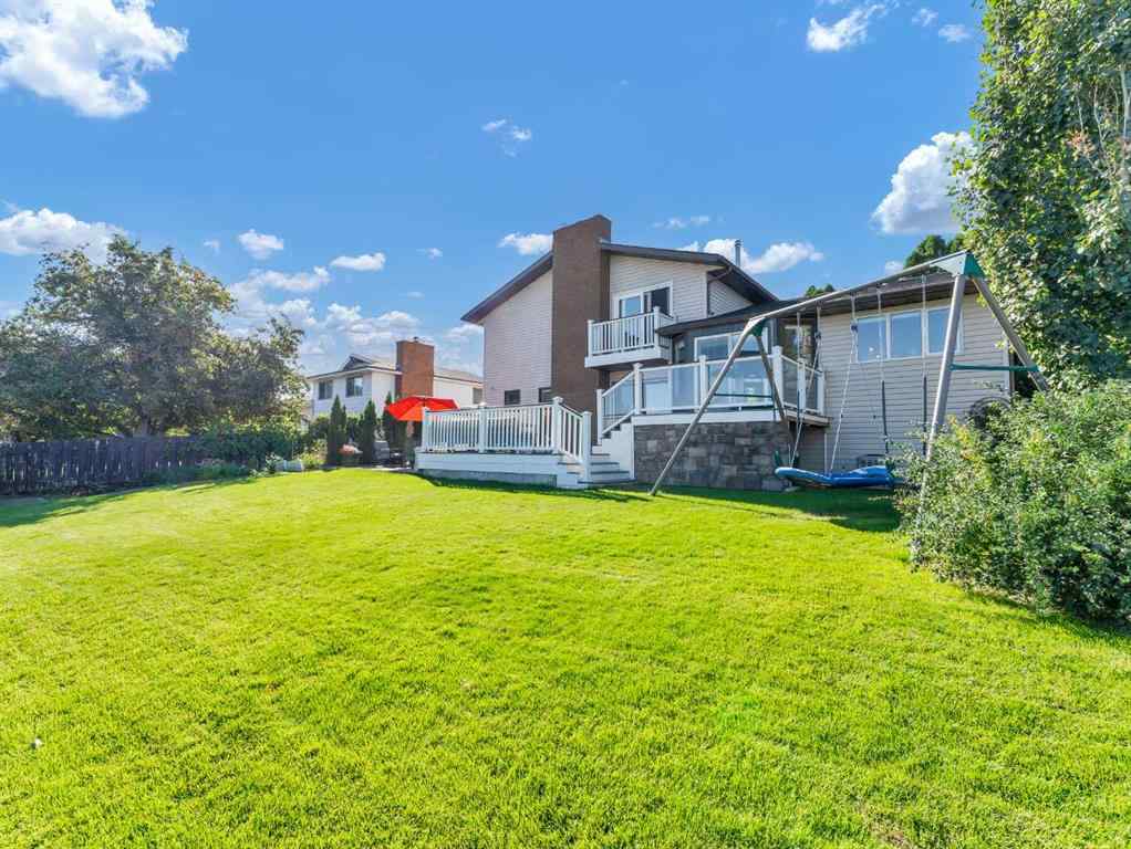 MLS® A2263249 - 84 East Glen Drive SE in Ross Glen Medicine Hat, Residential