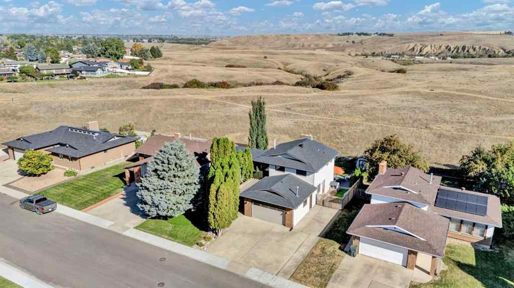 MLS® A2263249 - 84 East Glen Drive SE in Ross Glen Medicine Hat, Residential