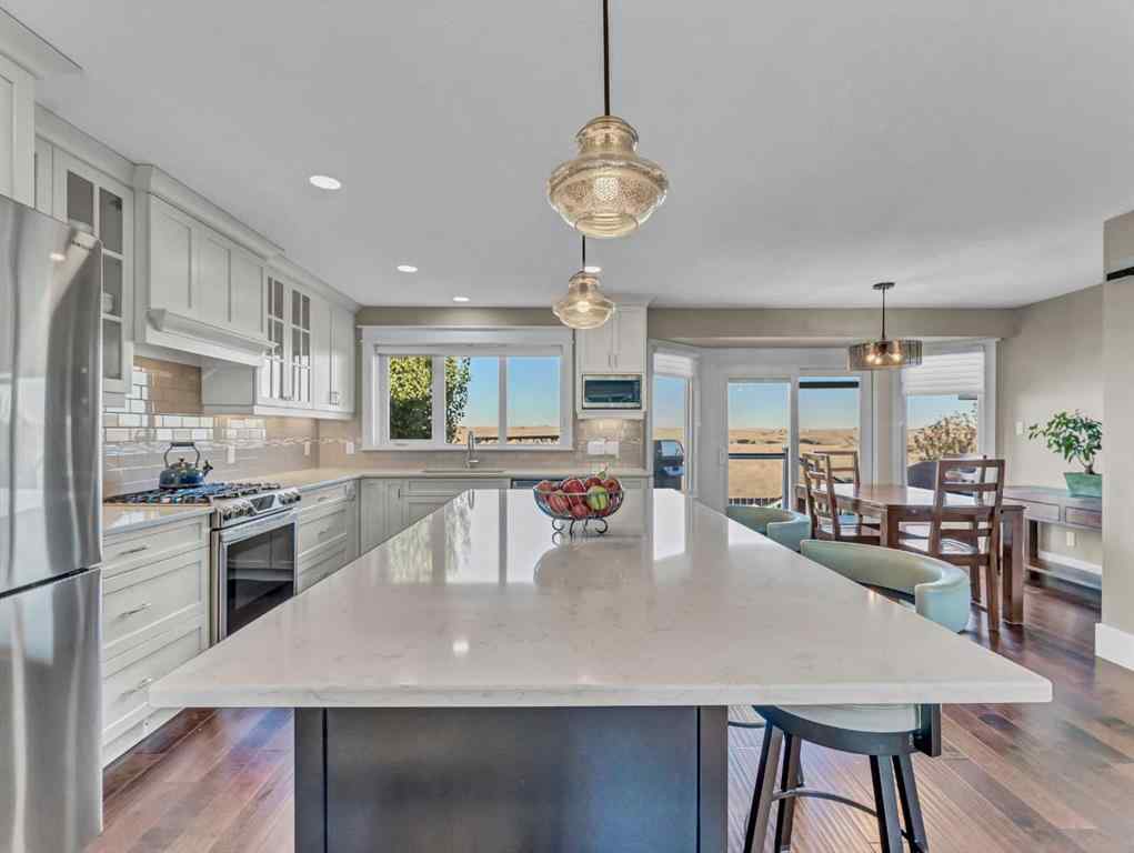 MLS® A2263249 - 84 East Glen Drive SE in Ross Glen Medicine Hat, Residential