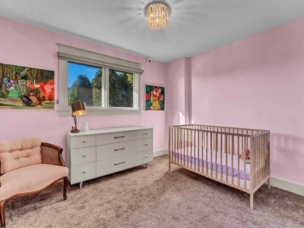 MLS® A2263249 - 84 East Glen Drive SE in Ross Glen Medicine Hat, Residential