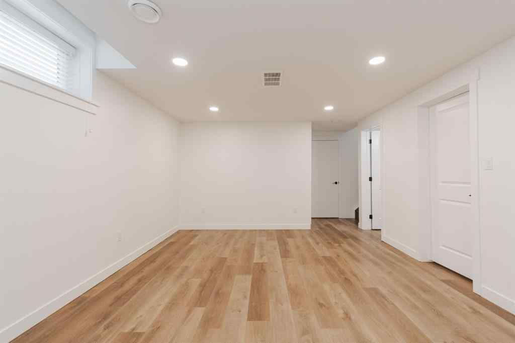 MLS® A2263251 - 177 Beaverglen Close  in Beacon Hill Fort McMurray, Residential