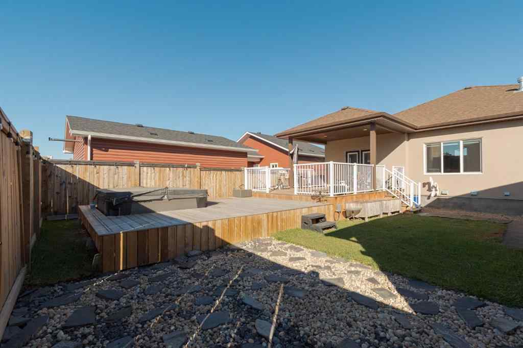 MLS® A2263251 - 177 Beaverglen Close  in Beacon Hill Fort McMurray, Residential