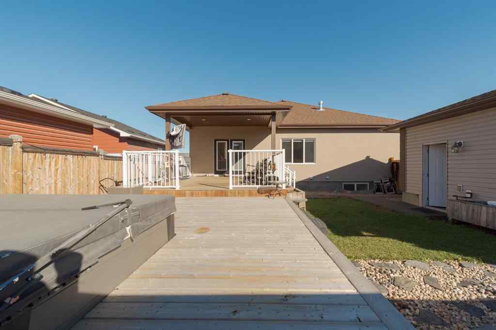MLS® A2263251 - 177 Beaverglen Close  in Beacon Hill Fort McMurray, Residential