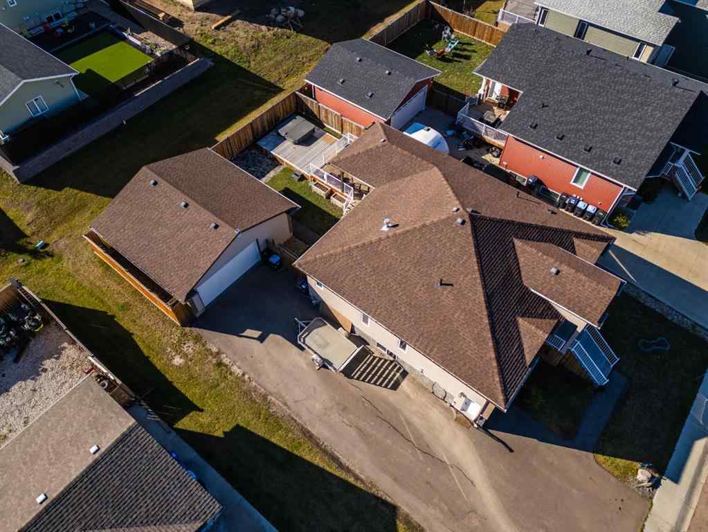 MLS® A2263251 - 177 Beaverglen Close  in Beacon Hill Fort McMurray, Residential