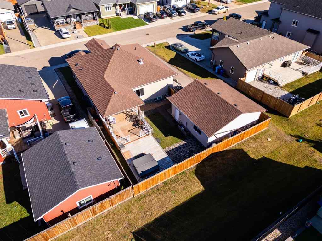 MLS® A2263251 - 177 Beaverglen Close  in Beacon Hill Fort McMurray, Residential