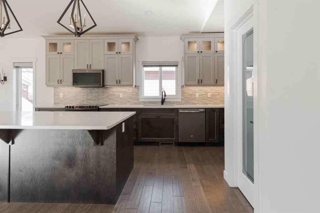 MLS® A2263251 - 177 Beaverglen Close  in Beacon Hill Fort McMurray, Residential