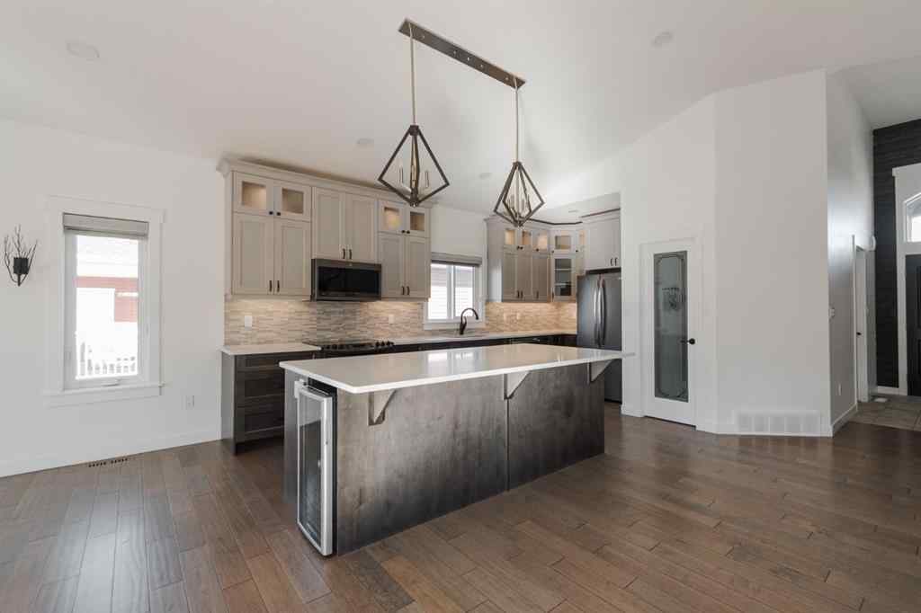 MLS® A2263251 - 177 Beaverglen Close  in Beacon Hill Fort McMurray, Residential