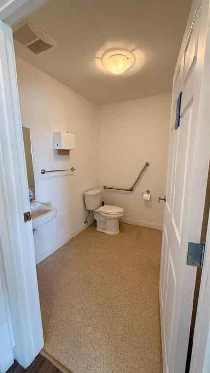 MLS® A2263254 - 3207 Giffen Road N in Sherring Industrial Park Lethbridge, Commercial