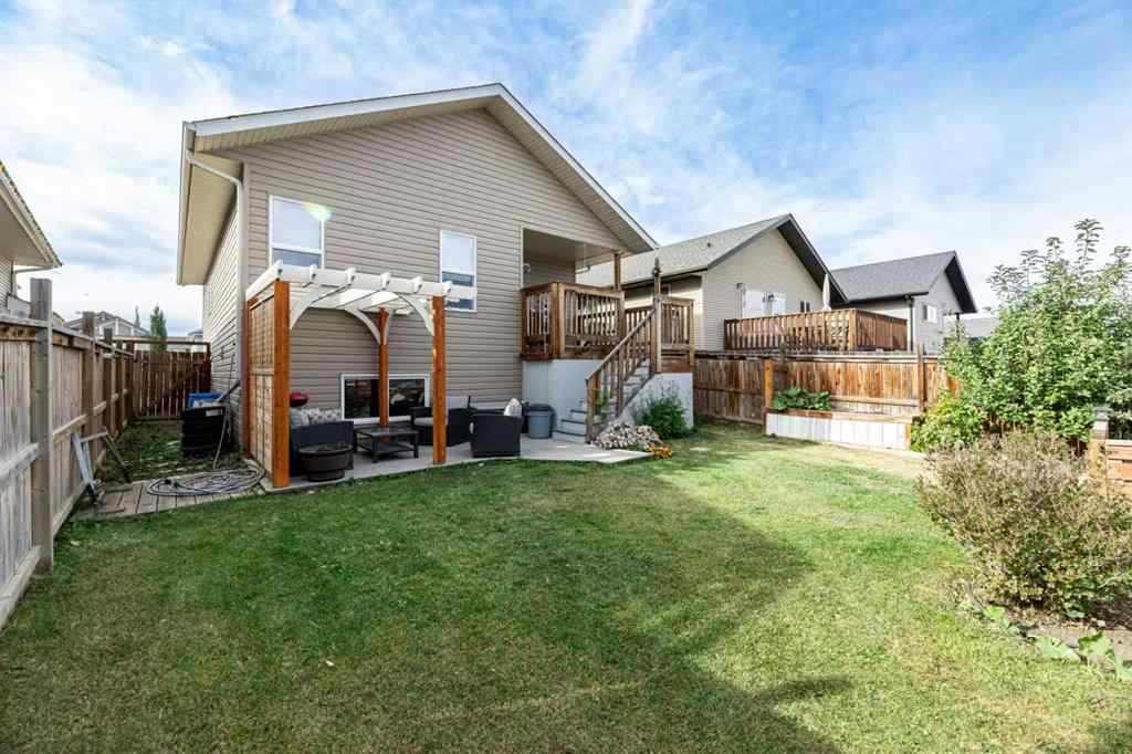 MLS® A2263259 - 45 Coachman Way  in Cottonwood Estates Blackfalds, Residential