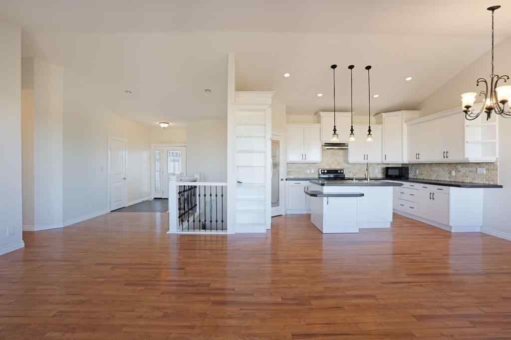 MLS® A2263260 - 36 Cottonwood Crescent  in NONE Rosemary, Residential