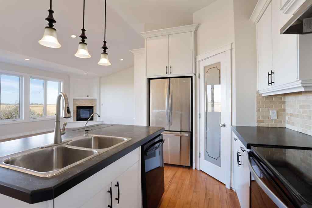 MLS® A2263260 - 36 Cottonwood Crescent  in NONE Rosemary, Residential