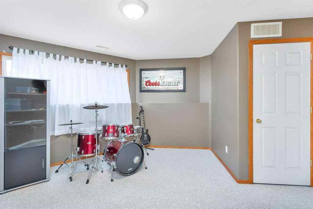 MLS® A2263263 - 129 Briarwood Crescent  in Briarwood Blackfalds, Residential