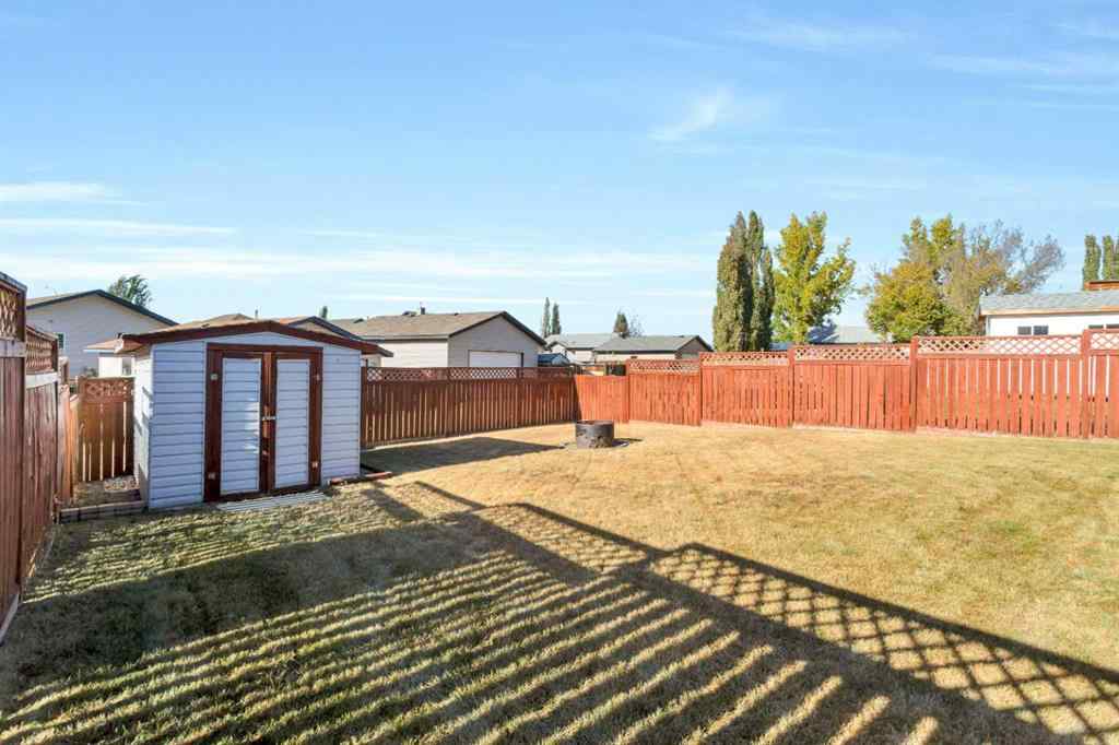 MLS® A2263263 - 129 Briarwood Crescent  in Briarwood Blackfalds, Residential