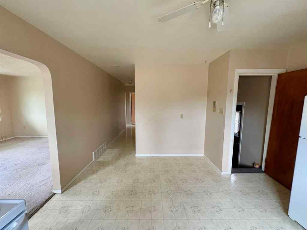 MLS® A2263270 - 4701 54 Street  in Downtown West Stettler, Residential