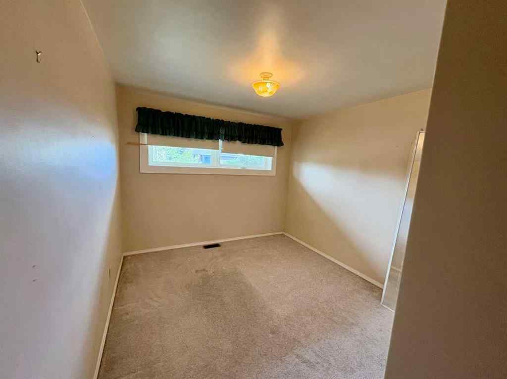 MLS® A2263270 - 4701 54 Street  in Downtown West Stettler, Residential