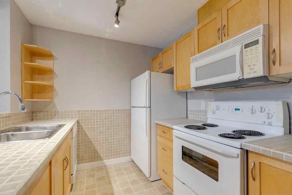 MLS® A2263271 - Unit #107 2440 34 Avenue SW in South Calgary Calgary, Residential