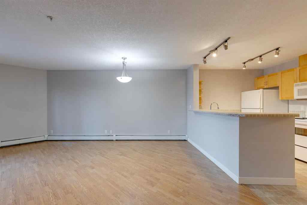 MLS® A2263271 - Unit #107 2440 34 Avenue SW in South Calgary Calgary, Residential