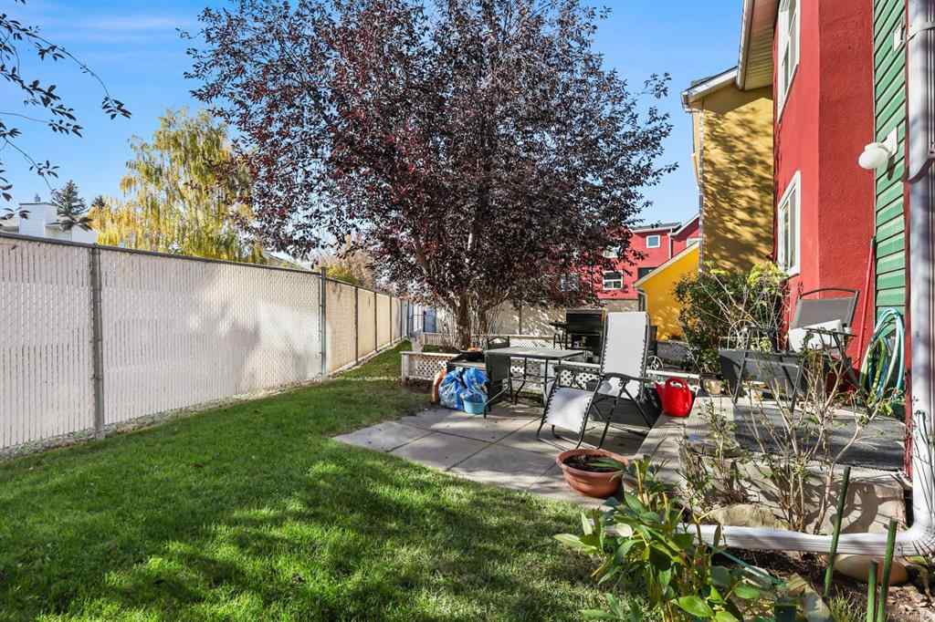 MLS® A2263273 - Unit #8 7 Westland Road  in Westridge Okotoks, Residential