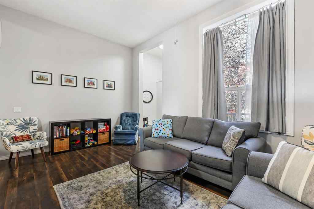 MLS® A2263273 - Unit #8 7 Westland Road  in Westridge Okotoks, Residential