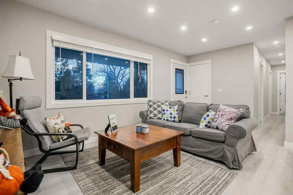 MLS® A2263278 - 471 Northmount Drive NW in Highwood Calgary, Rental