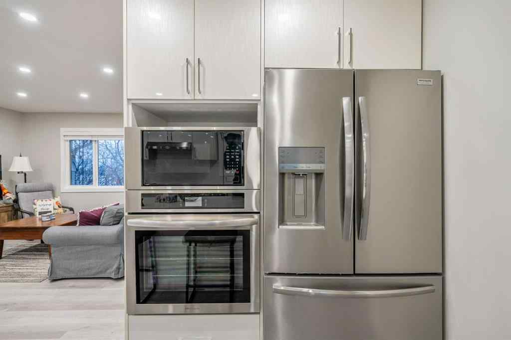 MLS® A2263278 - 471 Northmount Drive NW in Highwood Calgary, Rental