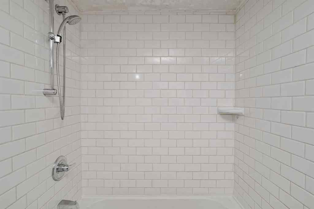 MLS® A2263280 - 72 Strathcona Crescent  in Strathcona Park Calgary, Residential