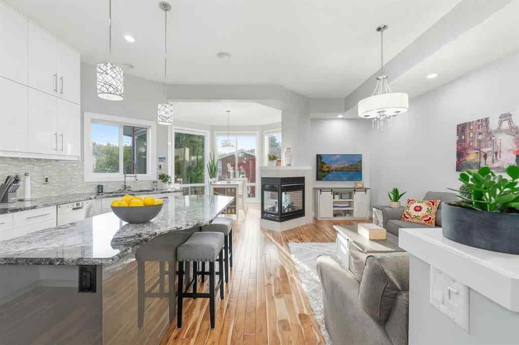 MLS® A2263285 - 4617 84 Street NW in Bowness Calgary, Residential