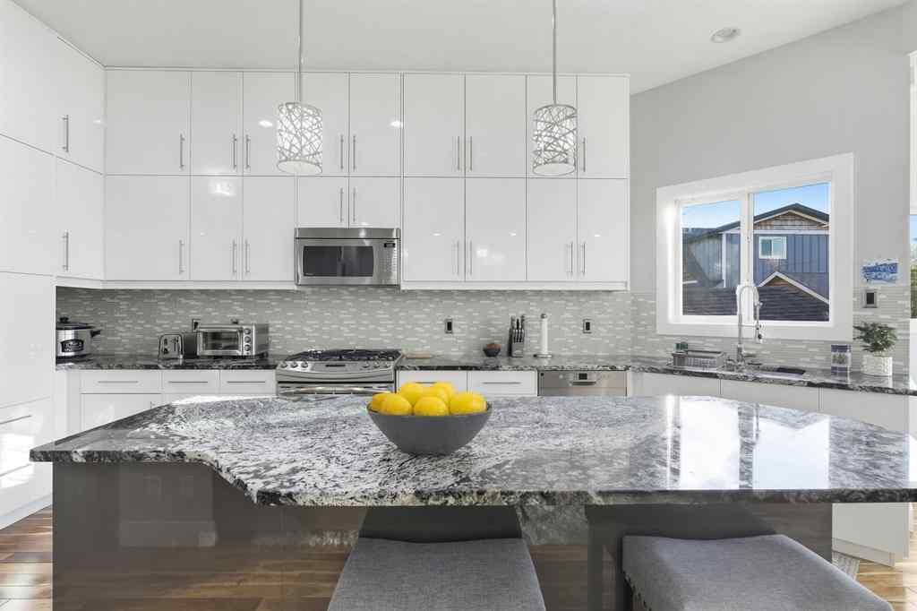 MLS® A2263285 - 4617 84 Street NW in Bowness Calgary, Residential