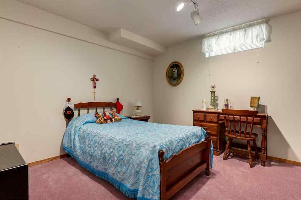 MLS® A2263289 - 180 Edgevalley Circle NW in Edgemont Calgary, Residential