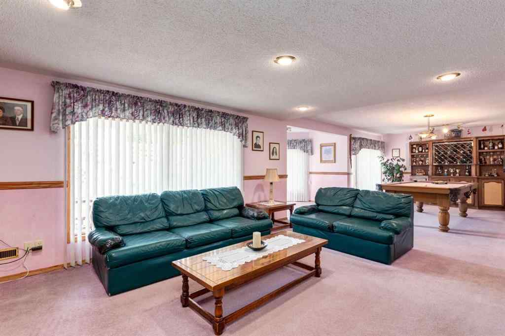 MLS® A2263289 - 180 Edgevalley Circle NW in Edgemont Calgary, Residential