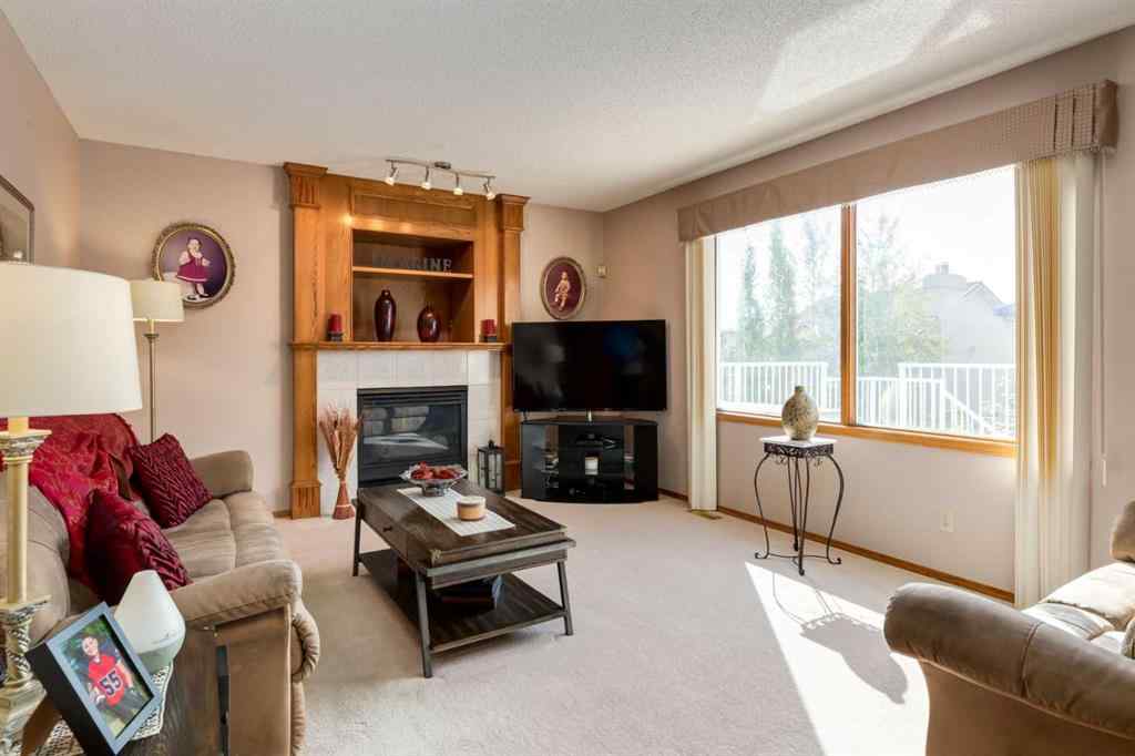 MLS® A2263289 - 180 Edgevalley Circle NW in Edgemont Calgary, Residential