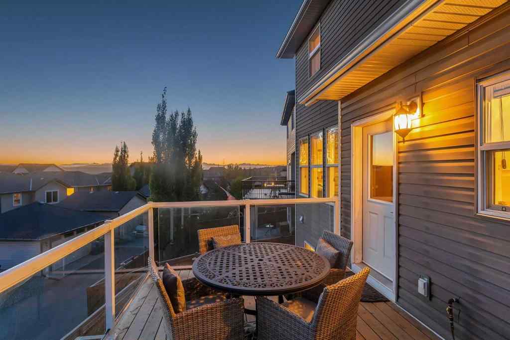 MLS® A2263291 - 137 Heritage Bay  in Heritage Hills Cochrane, Residential