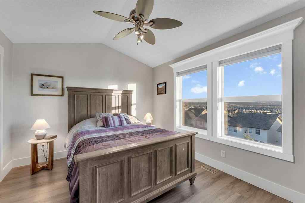 MLS® A2263291 - 137 Heritage Bay  in Heritage Hills Cochrane, Residential